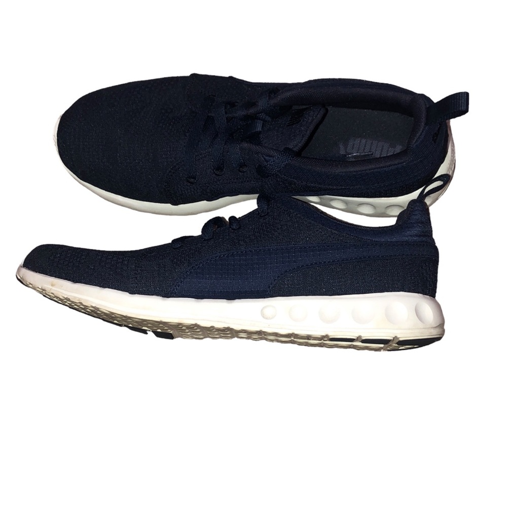 PUMA Men’s Navy Blue Sneakers size 10